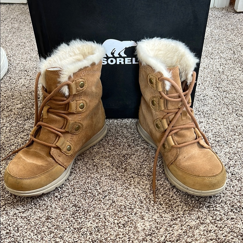 Sorel Tan Winter & Rain Boots with Faux Fur Trim
